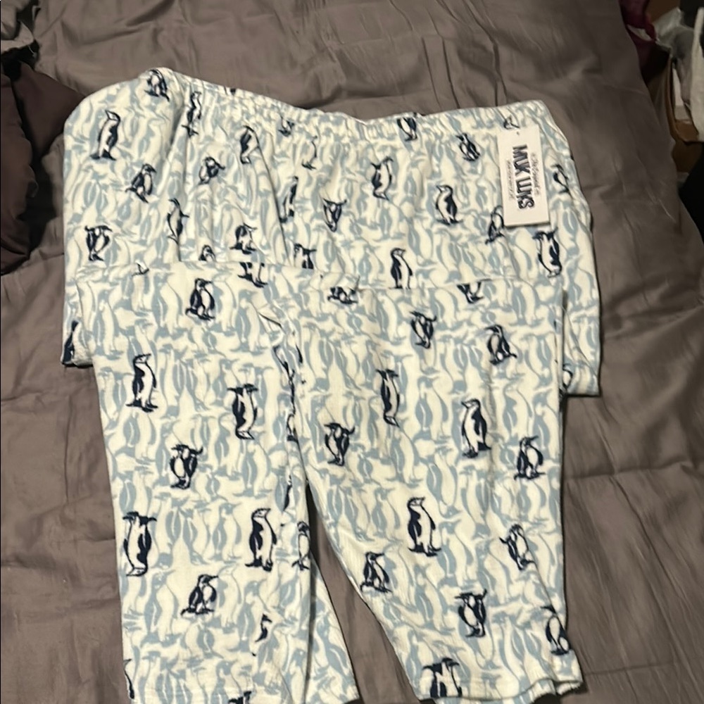 Muk Luks Whimsical Penguin Pajama Pants White and Blue